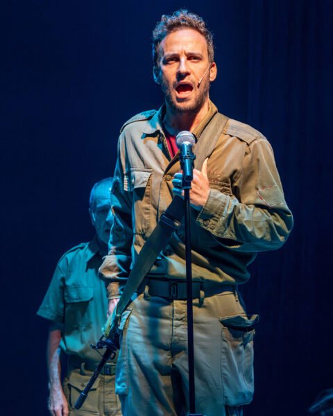 מישהו שר את זה קודם בקאמרי