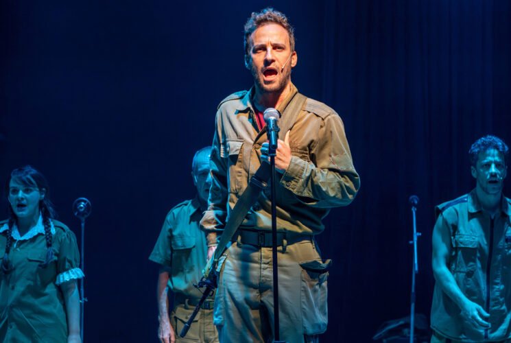 מישהו שר את זה קודם בקאמרי