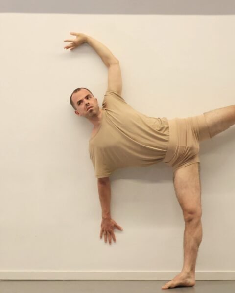 ניסויים נרשמים בגוף – ערב מחול בסטודיו אורה, סוזן דלל