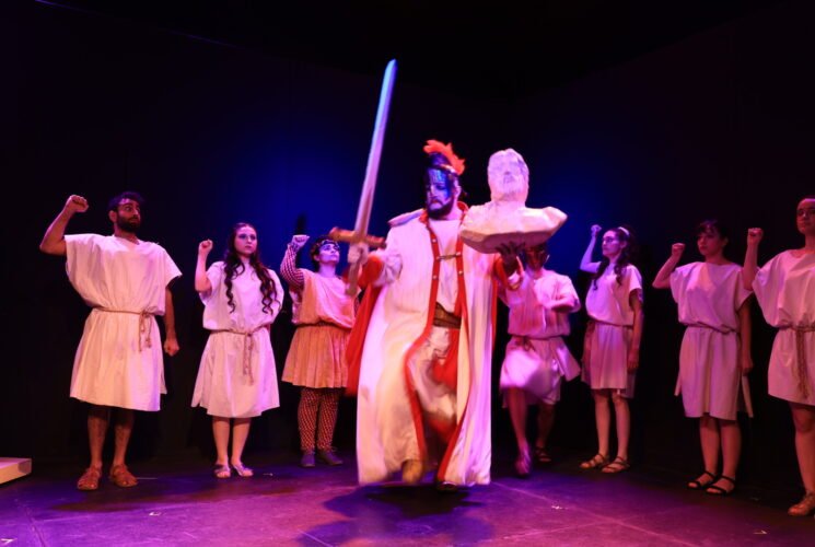 הגנרל השחצן בבית צבי