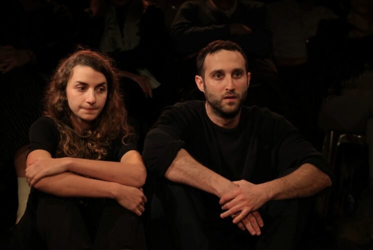 עצבים בצוותא