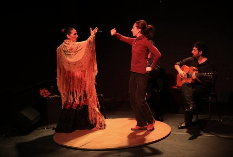 האוגרת בתמונע