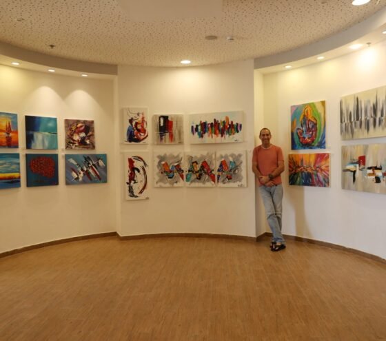 תערוכה במגדה, עין השופט, וראיון עם אסף כץ, צייר