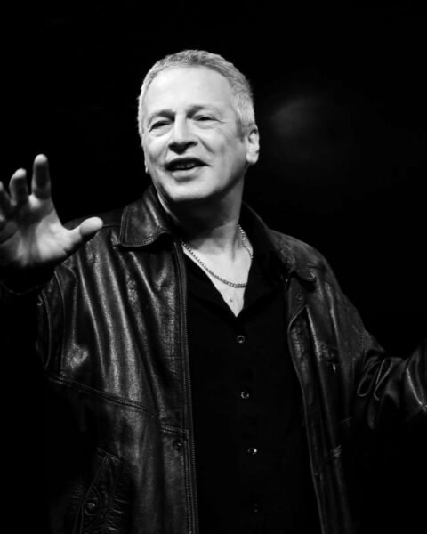 ראיון עם אייל שכטר, שחקן ומוזיקאי