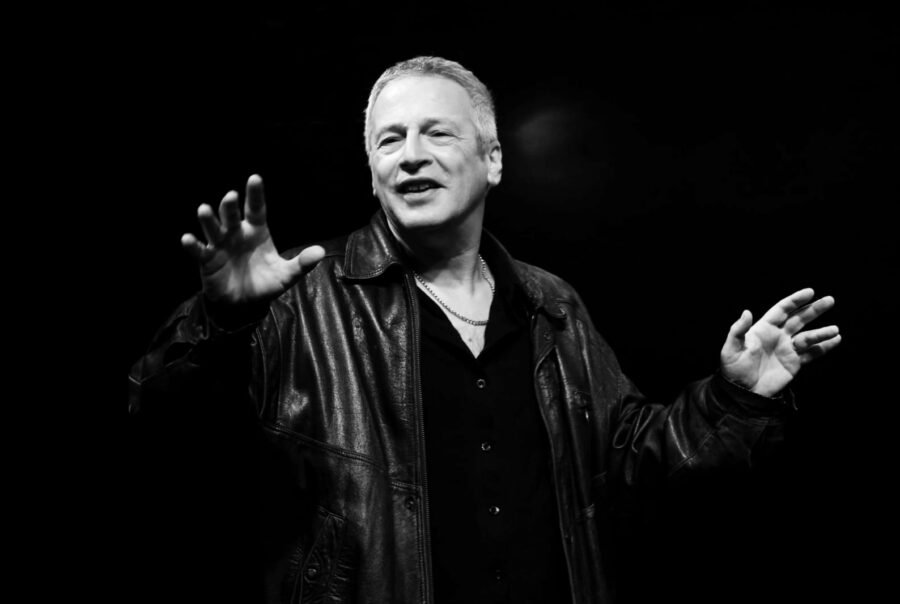 ראיון עם אייל שכטר, שחקן ומוזיקאי