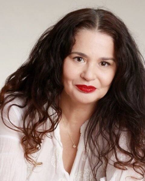 קווים לדמותו של התיאטרון הישראלי עם דליה שימקו, שחקנית, במאית ומנהלת תיאטרון אספמיה