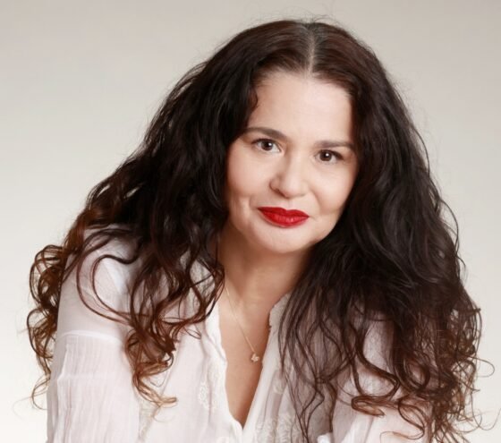 קווים לדמותו של התיאטרון הישראלי עם דליה שימקו, שחקנית, במאית ומנהלת תיאטרון אספמיה