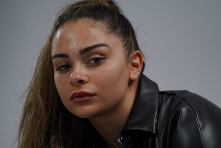 ראיון עם שירה אלמוזלינו, שחקנית בתחילת דרכה