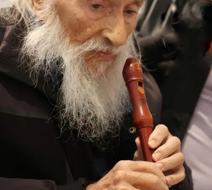 יעקב אגם – לזכרו